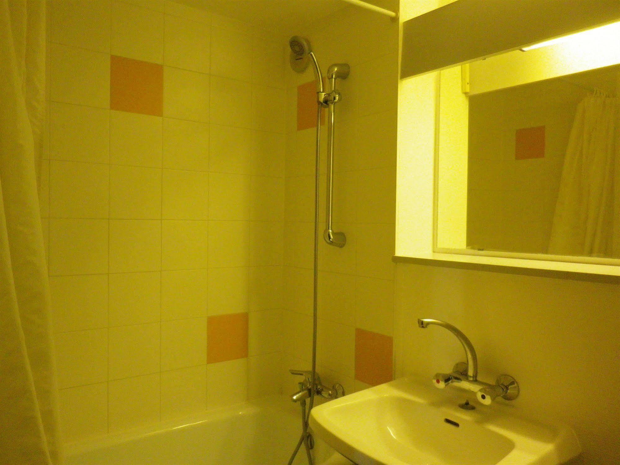 Hotel Amys โวแร็ปป์ ภายนอก รูปภาพ